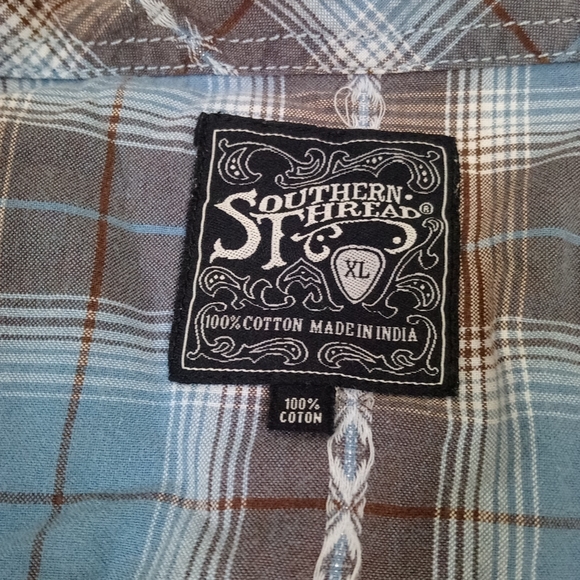 Southern Thread Western Long Sleeve Button Down Shirt - Picture 6 of 9